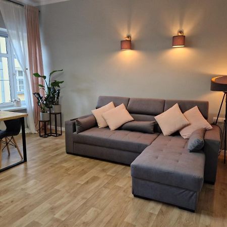 Apartament Ratuszowy Deluxe يلينيا غورا المظهر الخارجي الصورة